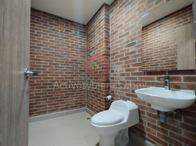 Oficina en  Arriendo en El Poblado, Medellín - Miniatura 9