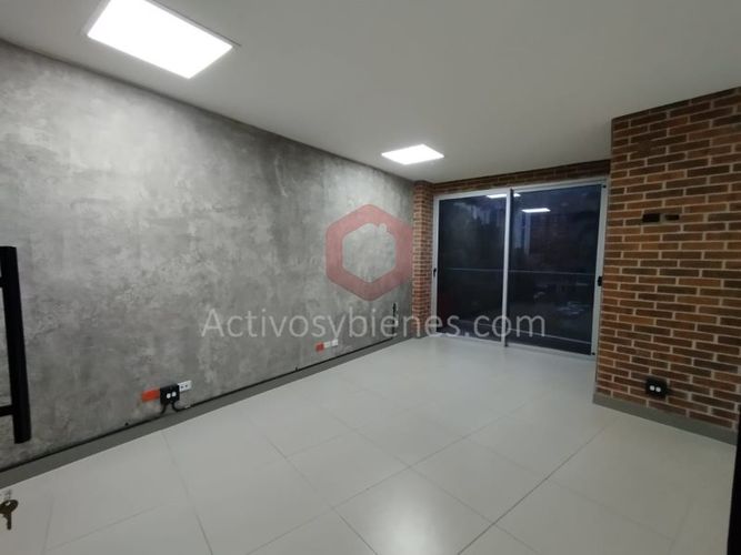 Oficina en  Arriendo en El Poblado, Medellín - Miniatura 12