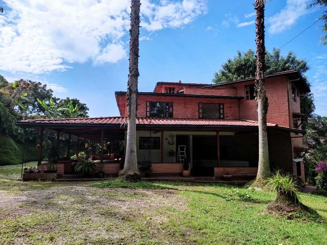 Finca en Arriendo en Rionegro - Miniatura 2