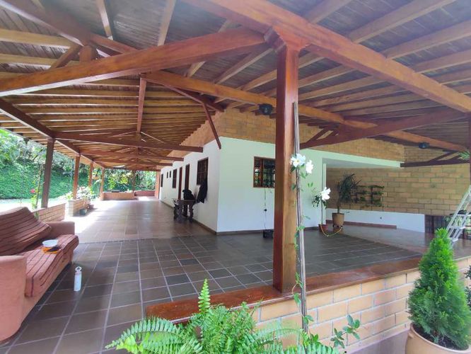 Finca en Arriendo en Rionegro - Miniatura 4