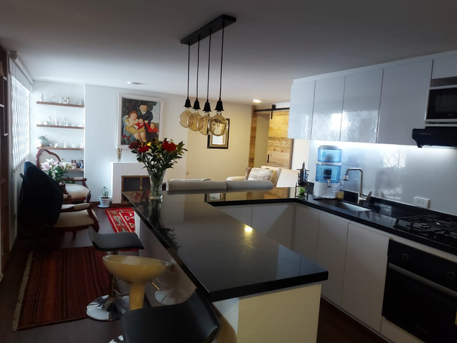 Apartamento en Venta en Santa Barbara, Bogotá - Miniatura 3