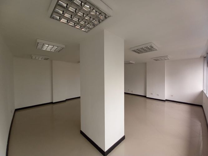 Oficina en Arriendo en El centro, Manizales - Miniatura 7