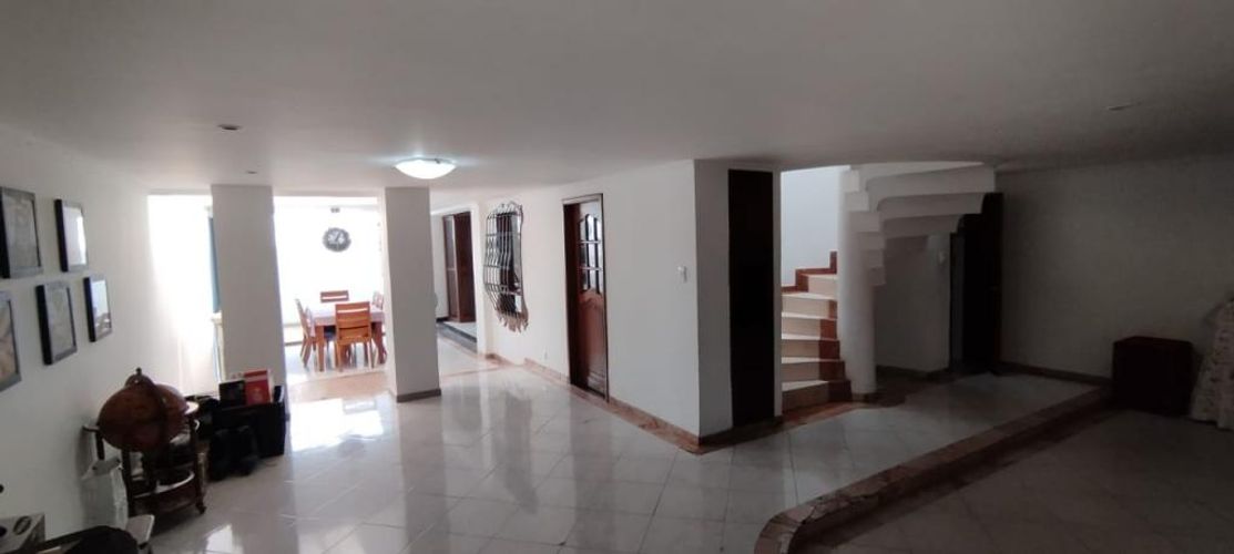 Casa en Arriendo en Prados del norte, Cali - Miniatura 8