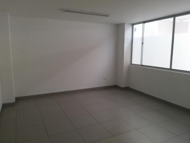 Edificio en Arriendo en San Felipe, Bogotá - Miniatura 20