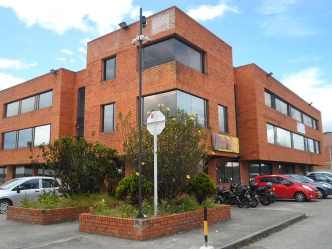 Edificio en Venta en Fontibon, Bogotá - Imagen 1