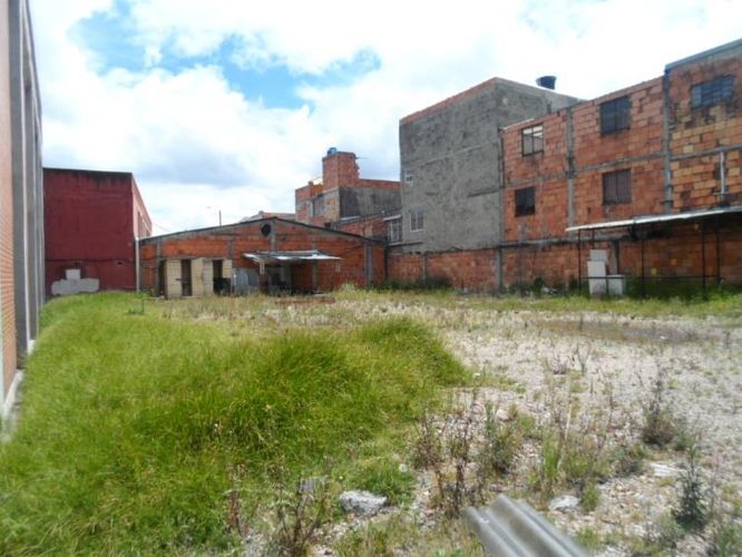 Edificio en Venta en Fontibon, Bogotá - Miniatura 21