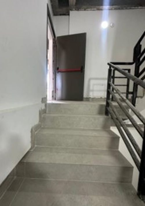Edificio en Venta en Usaquen, Bogotá - Miniatura 2