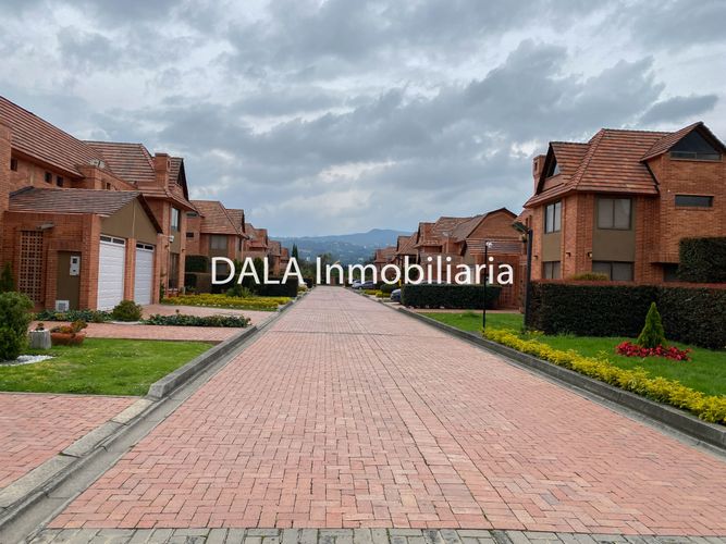 Casa en  Arriendo en Canelon, Cajicá - Imagen 1