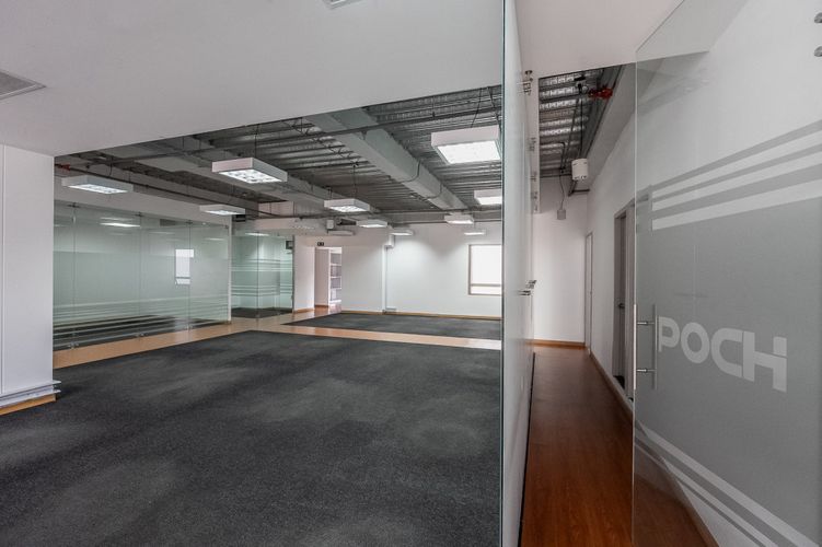 Oficina en arriendo en Chico norte, Bogotá - Miniatura 4