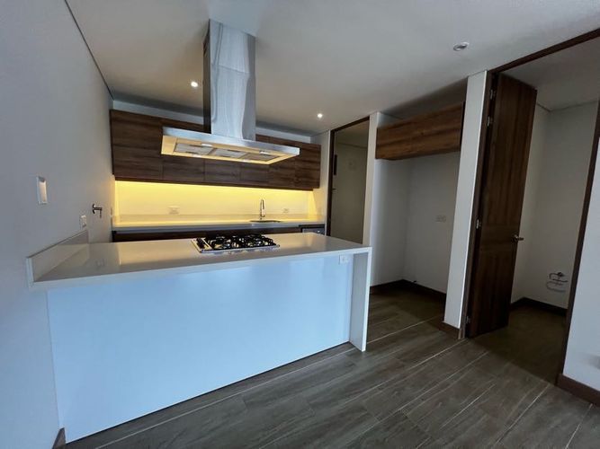Apartaestudio en  Venta en El Poblado, Medellín - Miniatura 4