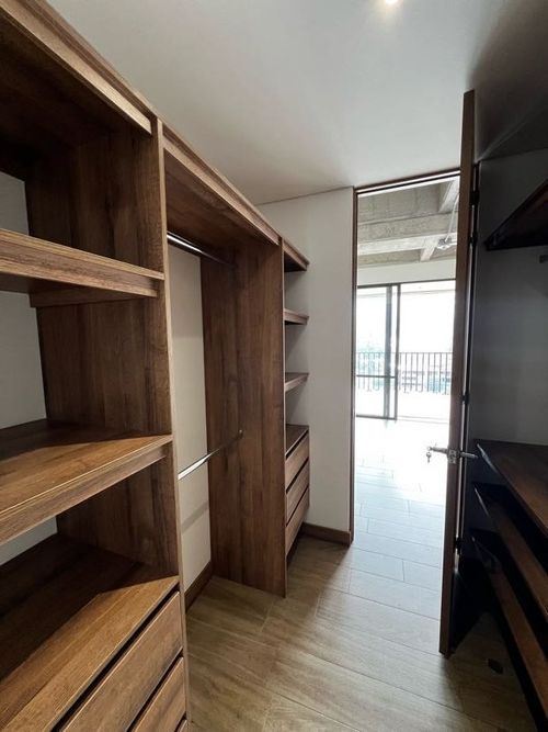 Apartaestudio en  Venta en El Poblado, Medellín - Miniatura 21