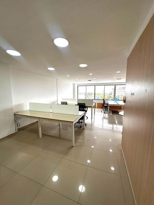 Oficina en Venta en Ciudad jardin, Cali - Miniatura 4