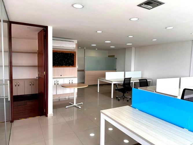 Oficina en Venta en Ciudad jardin, Cali - Miniatura 9