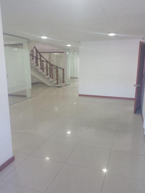 Casa en Arriendo en San luis - Miniatura 2