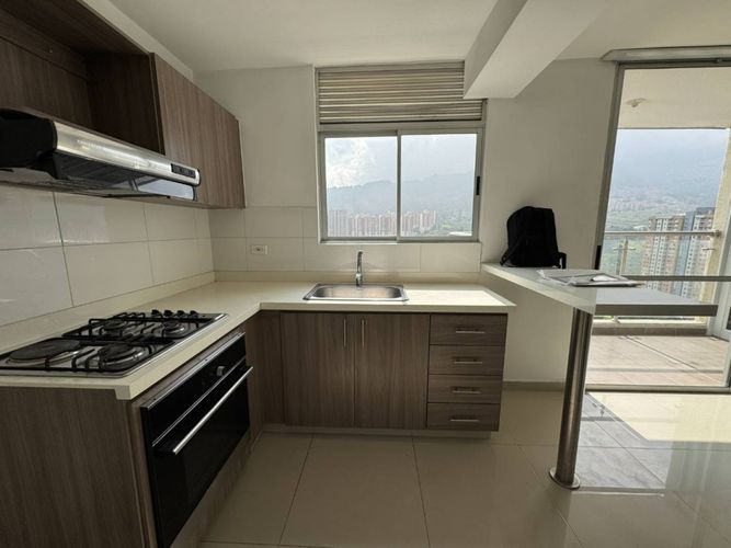 Apartamento en  Venta en Cabañas, Bello - Miniatura 2