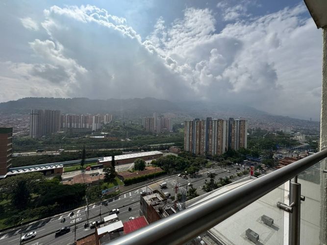 Apartamento en  Venta en Cabañas, Bello - Miniatura 7