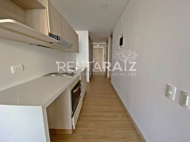 Apartaestudio en Arriendo en Loma del Escobero, Envigado - Miniatura 2