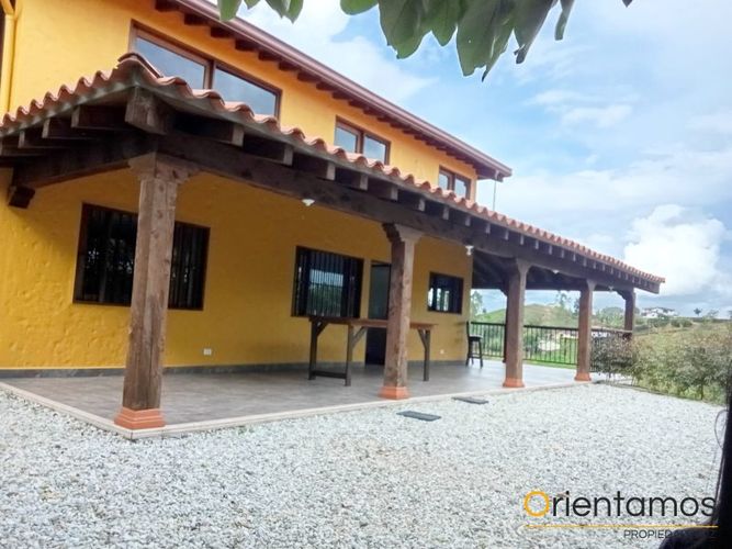 Finca en Arriendo en Abreito, Rionegro - Imagen 1
