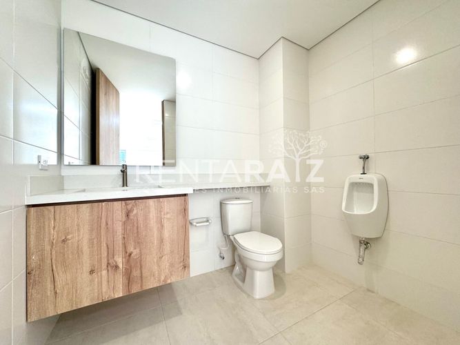 Oficina en Arriendo en El portal, Envigado - Miniatura 3