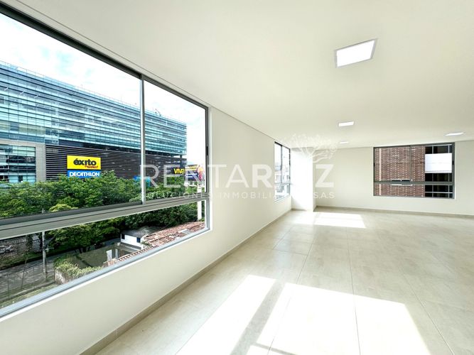 Oficina en Arriendo en El portal, Envigado - Miniatura 11