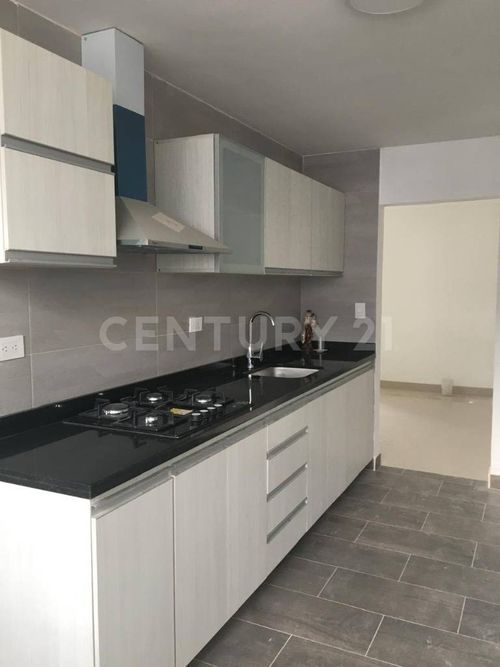 Apartamento en  Venta en El ingenio, Cali - Miniatura 2