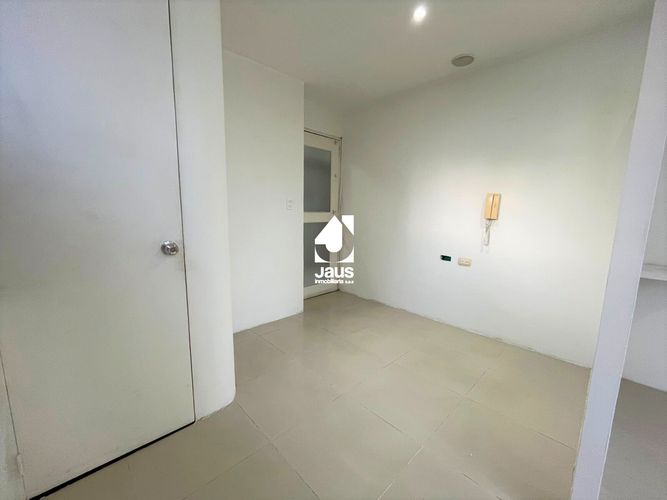 Oficina en arriendo en Cabecera del llano, Bucaramanga - Miniatura 2