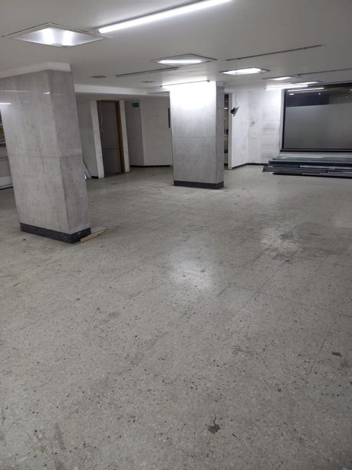 Local en Arriendo en Zona centro, Bogotá - Miniatura 4