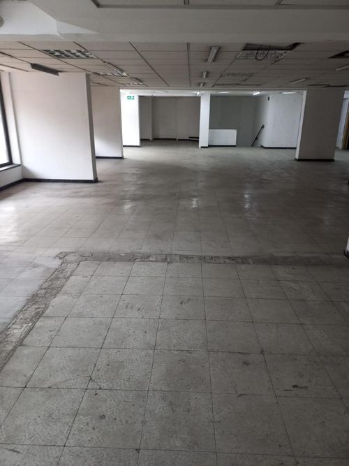 Local en Arriendo en Zona centro, Bogotá - Miniatura 11