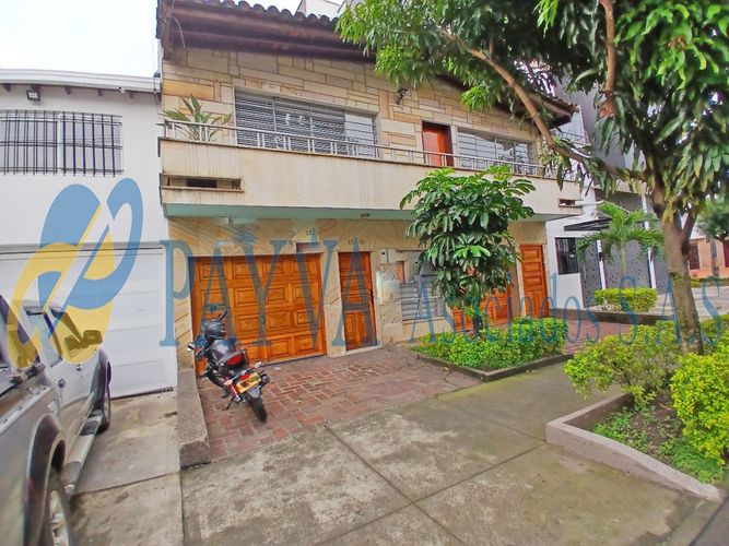 Casa en Arriendo en Belén Rosales, Medellín - Imagen 1