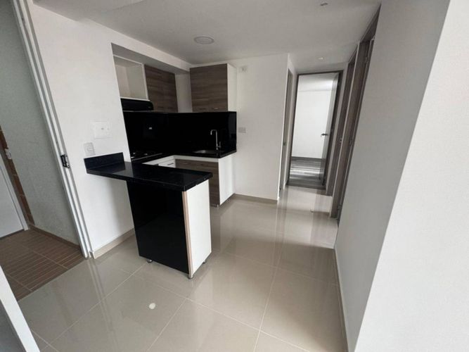 Apartamento en Arriendo en Pajarito, Medellín - Imagen 1