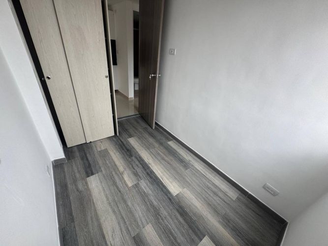 Apartamento en Arriendo en Pajarito, Medellín - Miniatura 9