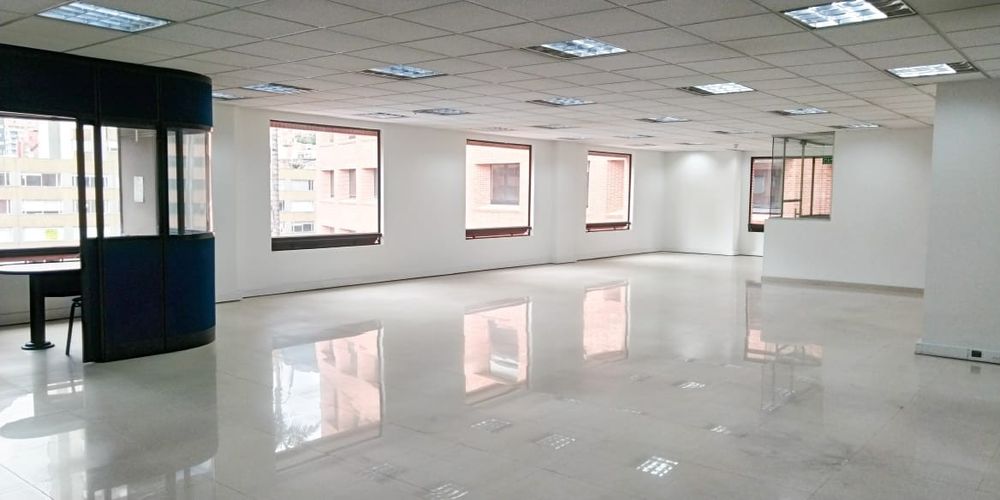 Oficina en  Arriendo en Quinta camacho, Bogotá - Miniatura 5