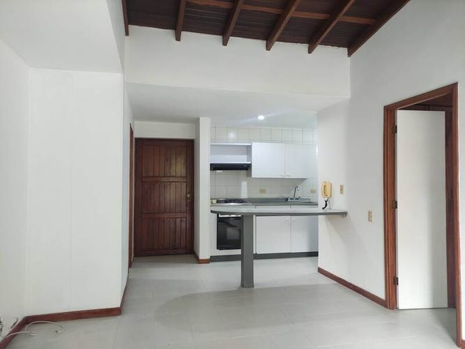 Apartaestudio en arriendo en El Poblado, Medellín - Miniatura 3