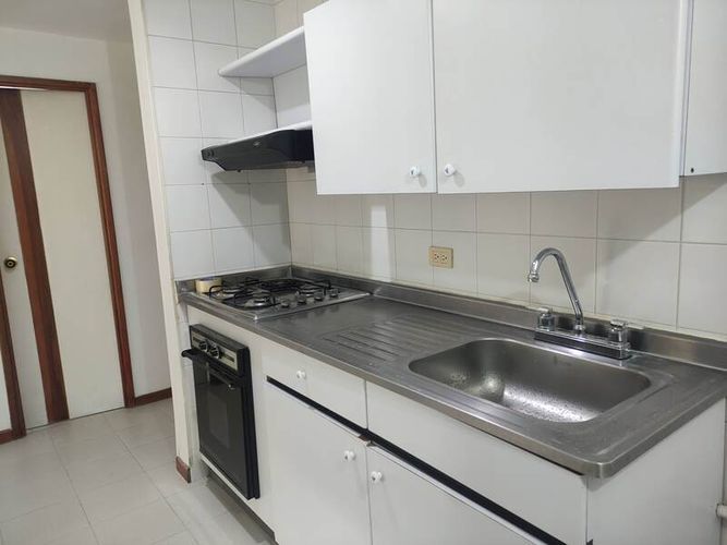 Apartaestudio en arriendo en El Poblado, Medellín - Miniatura 6