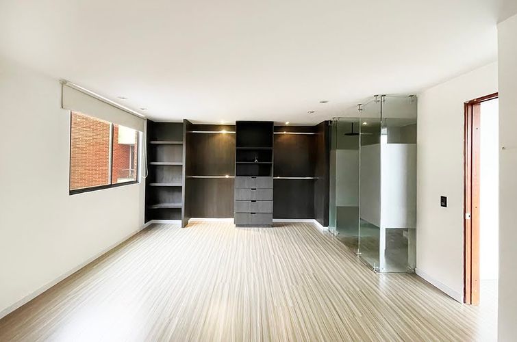 Apartamento en Venta en Santa Barbara, Bogotá - Miniatura 6