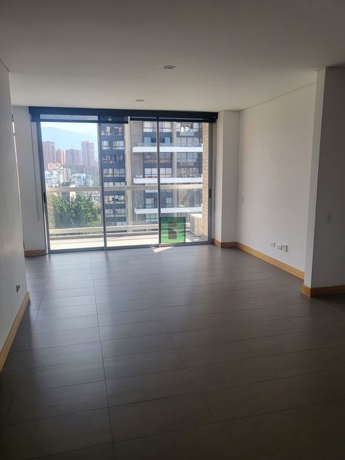 Apartamento en  Arriendo en Lalinde, Medellín - Miniatura 2
