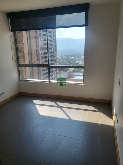 Apartamento en  Arriendo en Lalinde, Medellín - Miniatura 13