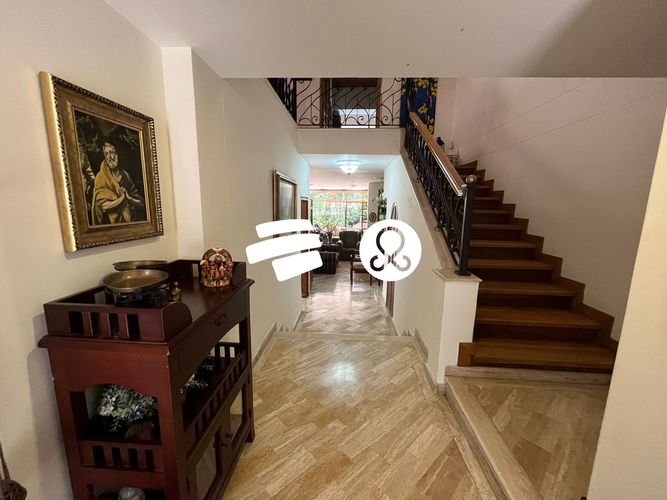 Casa en  Venta en El Poblado, Medellín - Imagen 1