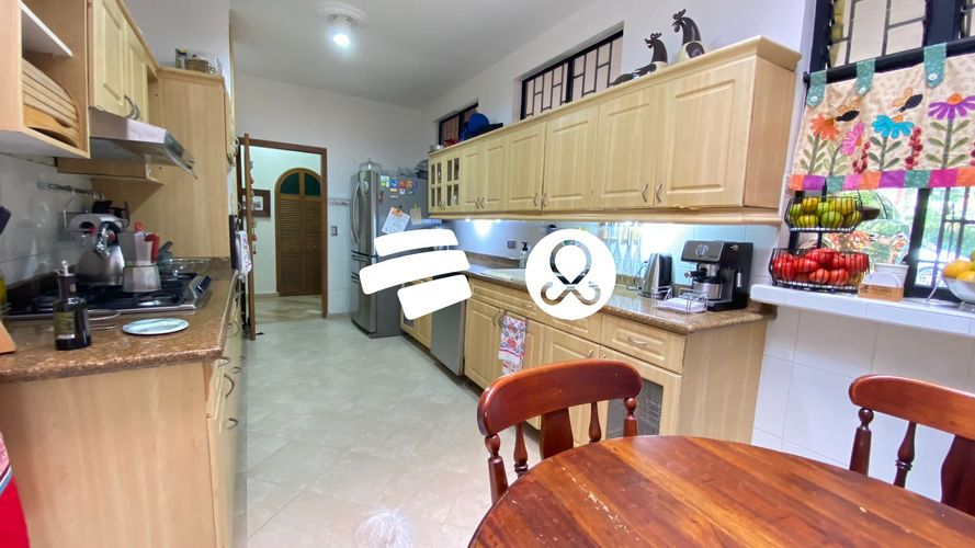 Casa en  Venta en El Poblado, Medellín - Miniatura 9