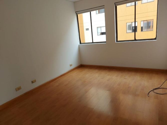 Apartaestudio en Arriendo en Pinares, Pereira - Miniatura 3