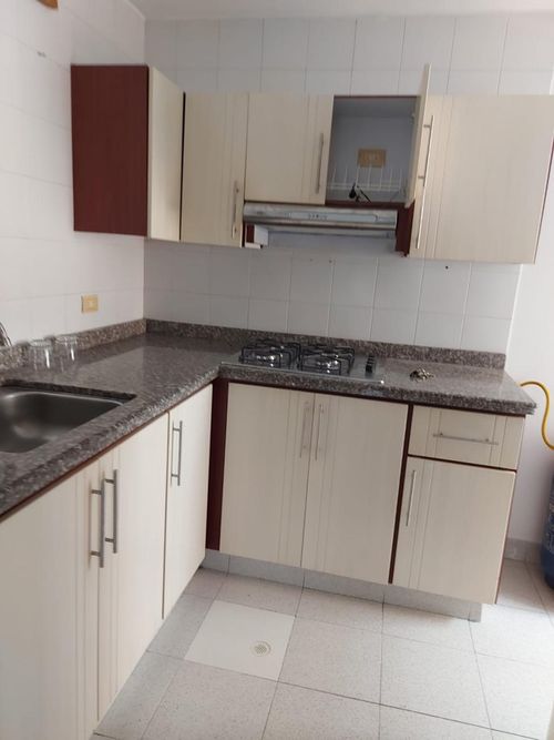 Apartaestudio en Arriendo en Pinares, Pereira - Miniatura 6