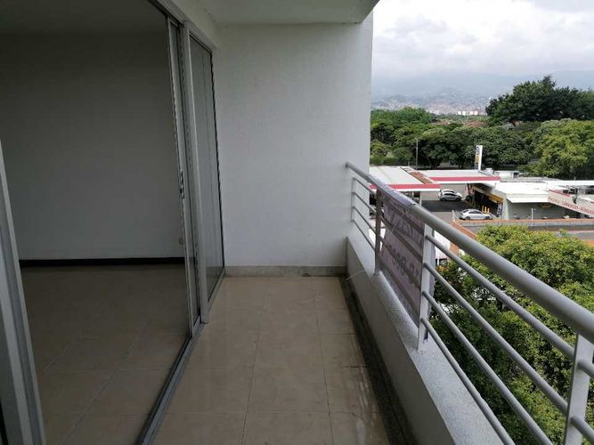 Apartamento en Arriendo en Valle del Lili, Cali - Miniatura 7