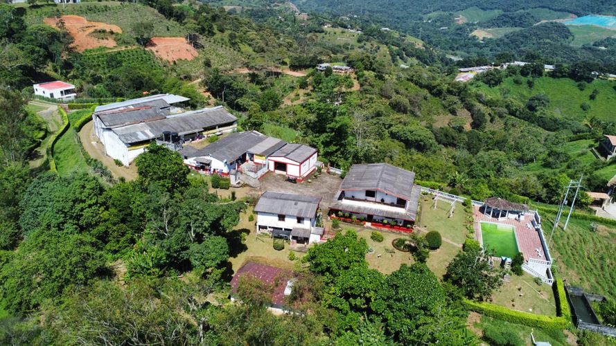 Finca en venta en Barbosa - Miniatura 8