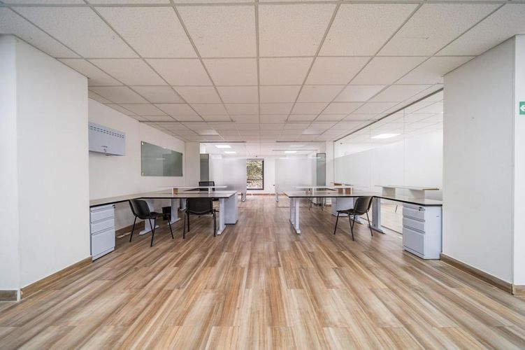 Oficina en Arriendo en Chicó Reservado, Bogotá - Miniatura 2