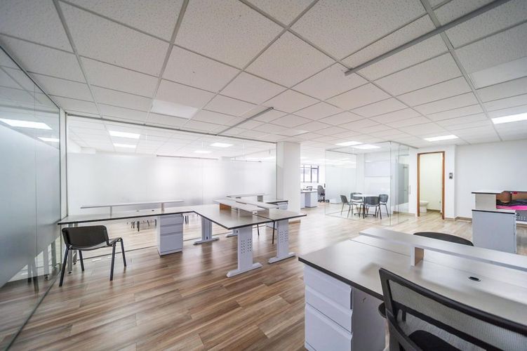 Oficina en Arriendo en Chicó Reservado, Bogotá - Miniatura 5