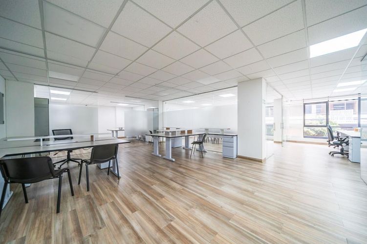 Oficina en Arriendo en Chicó Reservado, Bogotá - Miniatura 8