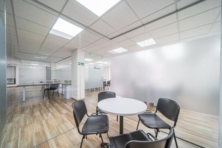 Oficina en Arriendo en Chicó Reservado, Bogotá - Miniatura 12