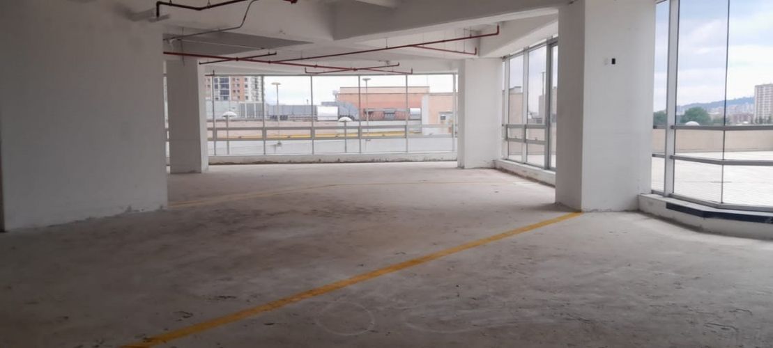 Oficina en  Arriendo en Mirandela, Bogotá - Imagen 1