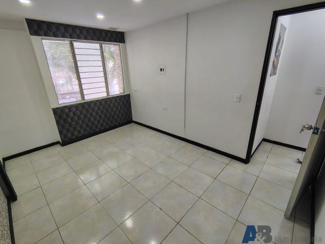 Casa en Arriendo en Laureles, Medellín - Miniatura 9