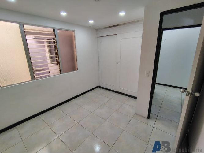 Casa en Arriendo en Laureles, Medellín - Miniatura 10
